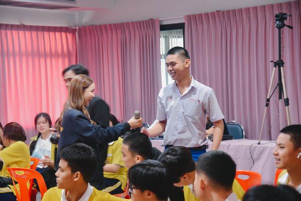 โรงเรียนปรีชานุศาสน์